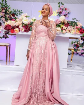 Дизайнерское кружевное розовое свадебное платье трапециевидной формы с длинными рукавами и драгоценным вырезом, верхняя юбка со съемным атласным шлейфом