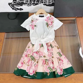 Летняя футболка с короткими рукавами и цветочной юбкой для девочек от топового бренда 7898